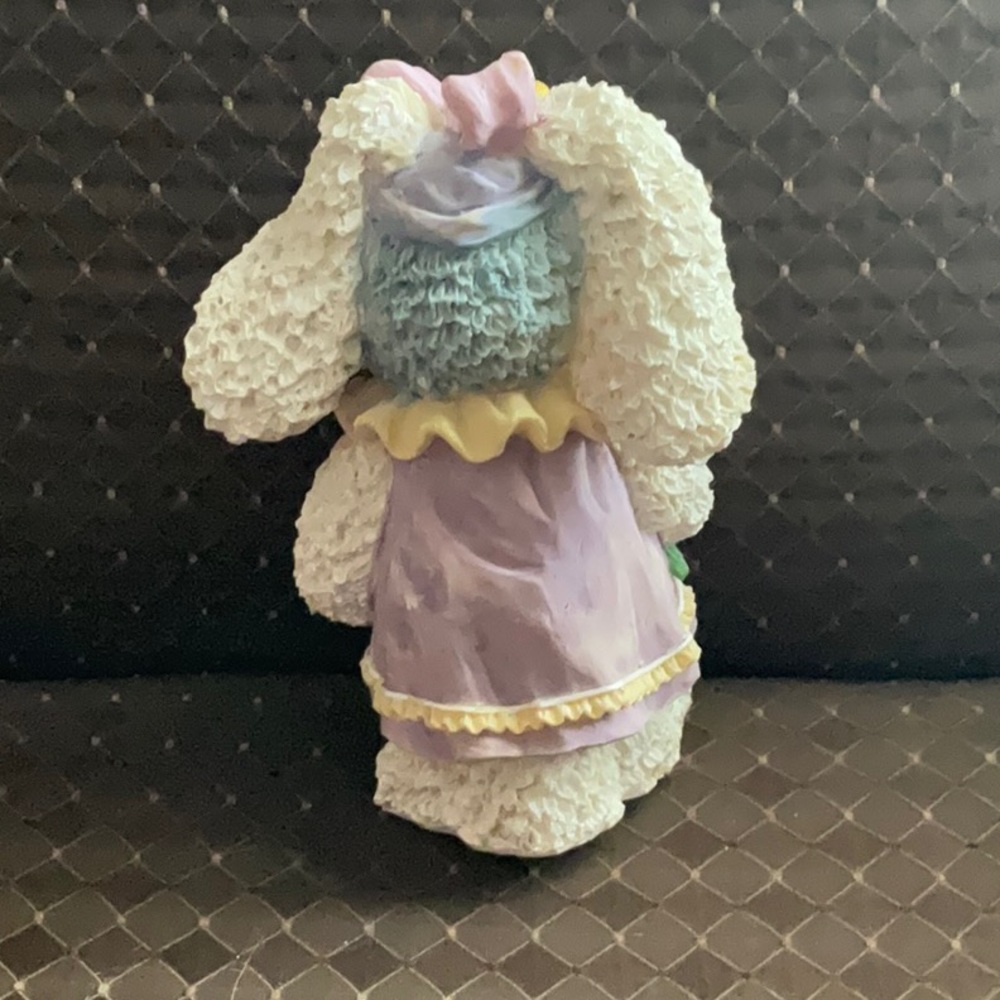 Vintage Rabbit Figurine - Picture 2 of 10
